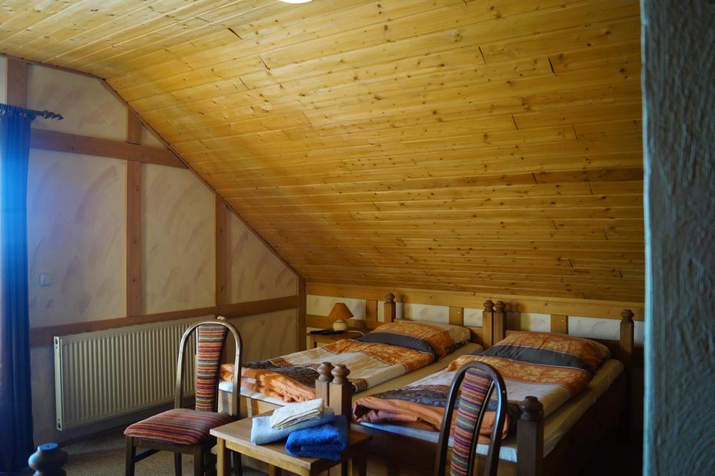 Restaurant Pension-Anton Jáchymov Habitación foto